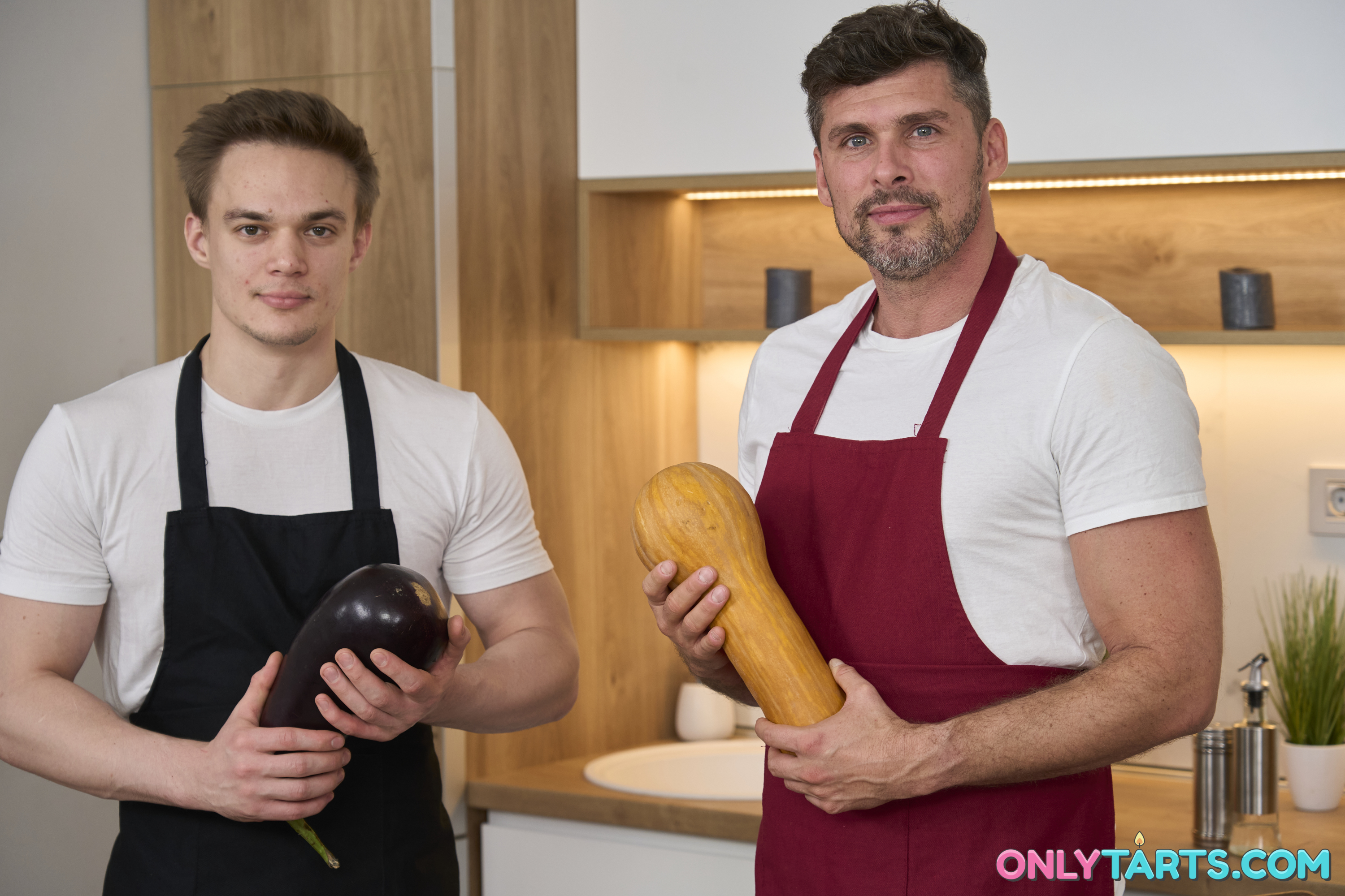 Thanksgiving Dinner Idea MMF, Big ass, Threesome